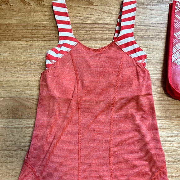 Lululemon Seawheeze RARE Run For Your Life Tank- Size 2 - Picture 4 of 8